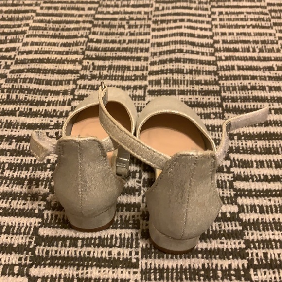 George sparkly silver size 6 girls heel - Picture 3 of 4